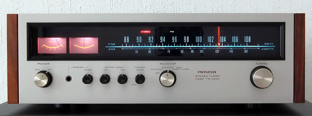 Pioneer TX-1000-4.jpg